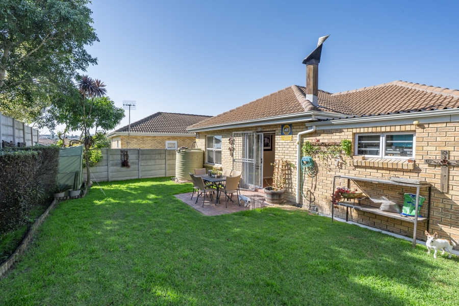 2 Bedroom Property for Sale in Protea Heights Western Cape